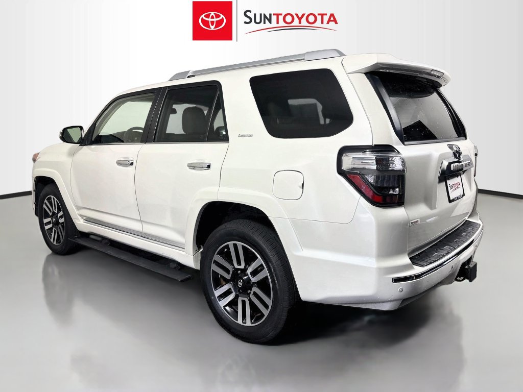 Used 2018 Toyota 4Runner Limited AWD/4WD image 5
