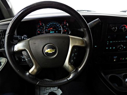 Used 2019 Chevrolet Express 3500 LT w/ LT Preferred Equipment Group RWD image 13