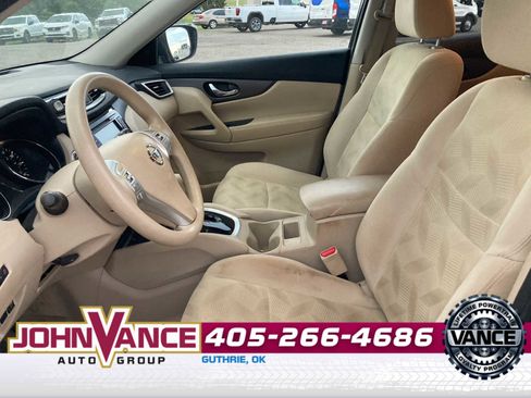 Used 2014 Nissan Rogue SV w/ SV Premium Package FWD image 3
