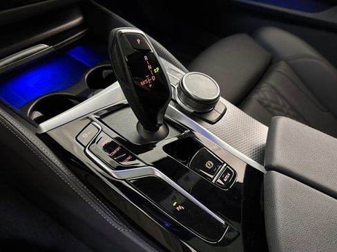 Used 2023 BMW 530i w/ M Sport Package RWD image 18