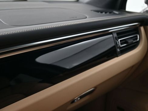 Certified 2026 Porsche Macan S AWD/4WD image 24
