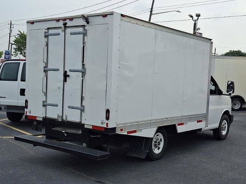 Used 2020 GMC Savana 3500 w/ Power Convenience Package image 4