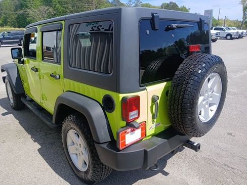 Used 2017 Jeep Wrangler Unlimited Sport w/ Quick Order Package 24S AWD/4WD image 5