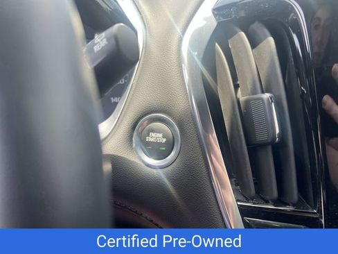 Certified 2023 Chevrolet Traverse LT FWD image 22