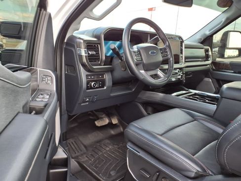 Certified 2024 Ford F350 Lariat w/ Lariat Ultimate Package image 9