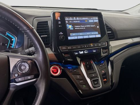 Used 2023 Honda Odyssey Elite image 18