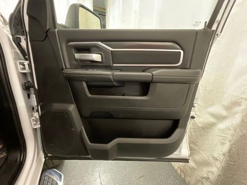 Used 2025 RAM 2500 Big Horn AWD/4WD image 22