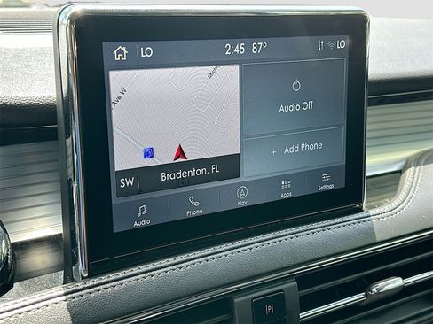 Used 2021 Lincoln Corsair AWD w/ Premium Package image 15