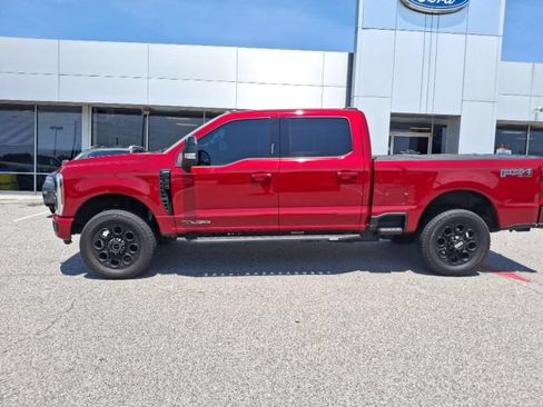 Used 2024 Ford F350 Lariat w/ Lariat Ultimate Package AWD/4WD image 14