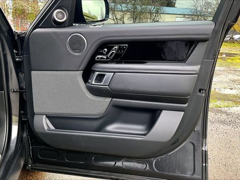 Used 2021 Land Rover Range Rover P525 Westminster Edition LWB AWD/4WD image 24