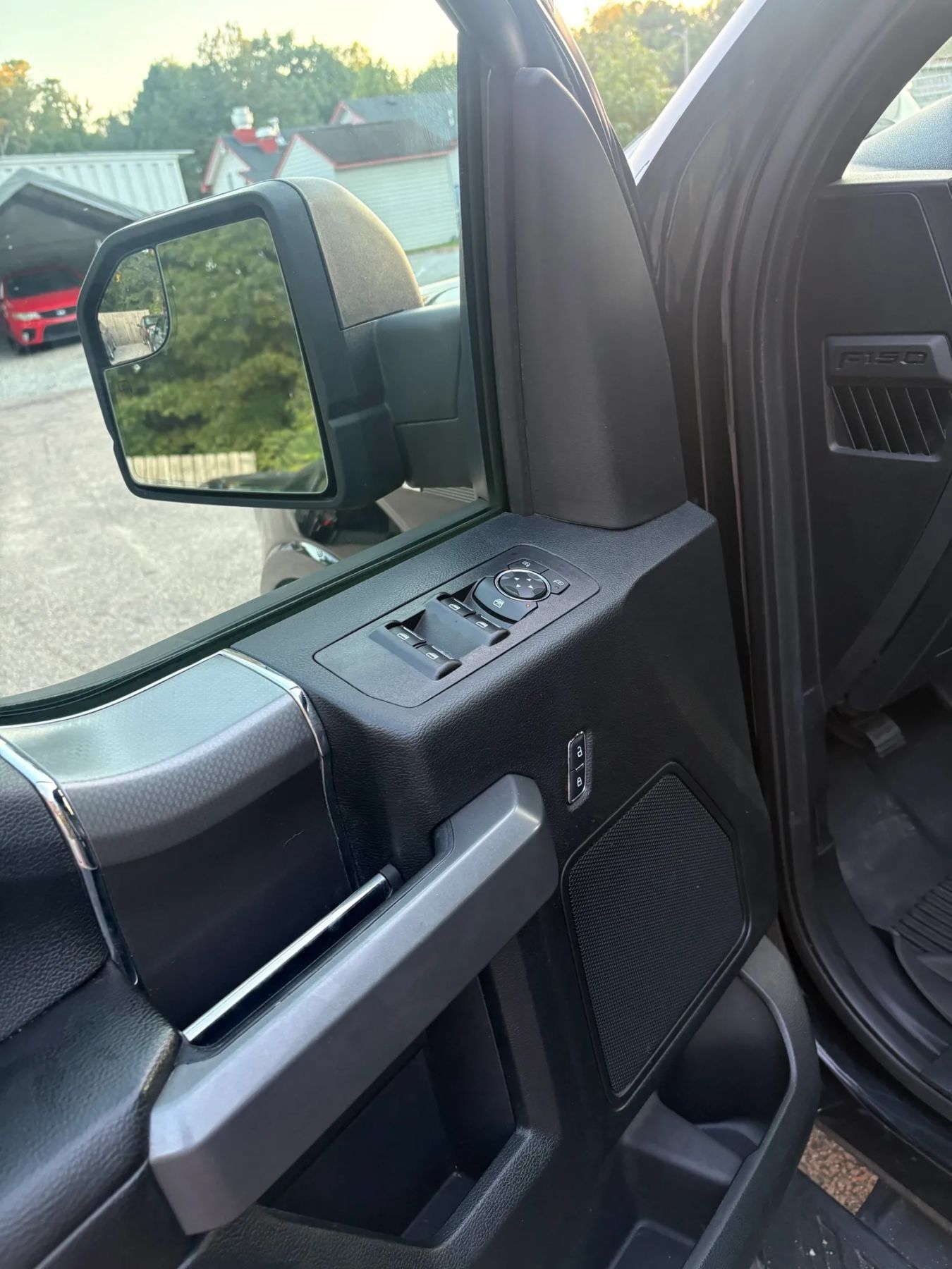 Used 2017 Ford F150 XLT w/ Equipment Group 302A Luxury AWD/4WD image 49