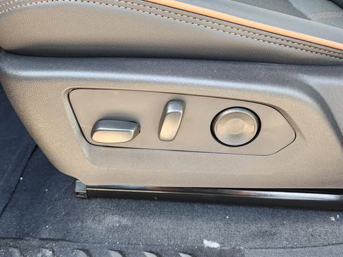 New 2026 GMC Canyon AT4 image 17