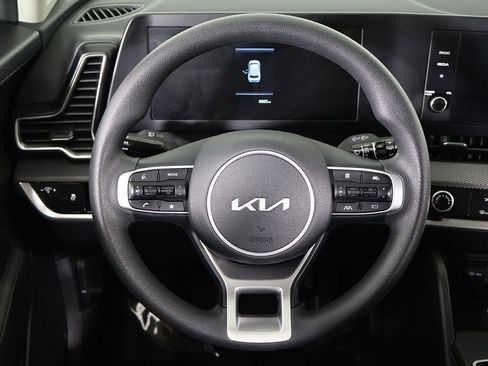 Used 2024 Kia Sportage LX AWD/4WD image 35