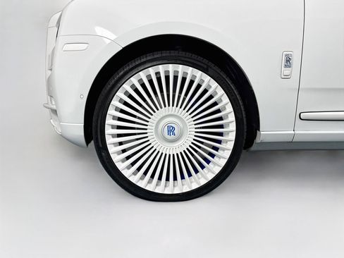 Used 2023 Rolls-Royce Cullinan Black Badge w/ Driver's Package AWD/4WD image 53