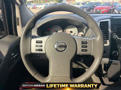 Used 2017 Nissan Frontier Desert Runner RWD image 15