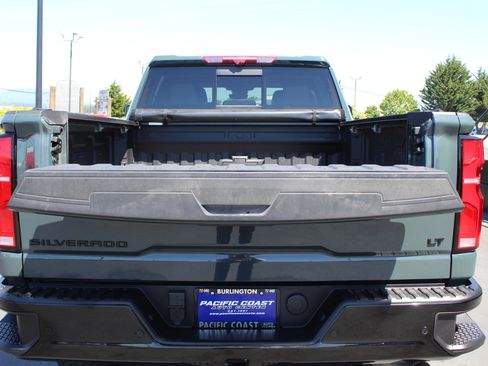 Used 2025 Chevrolet Silverado 3500 LT w/ Trail Boss Package AWD/4WD image 25