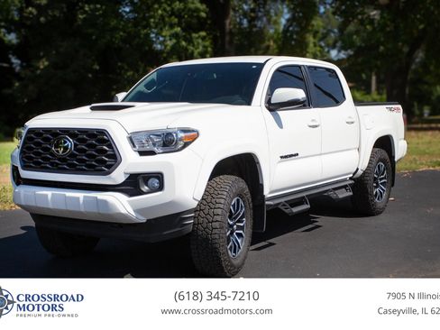 Used 2021 Toyota Tacoma TRD Sport AWD/4WD image 1