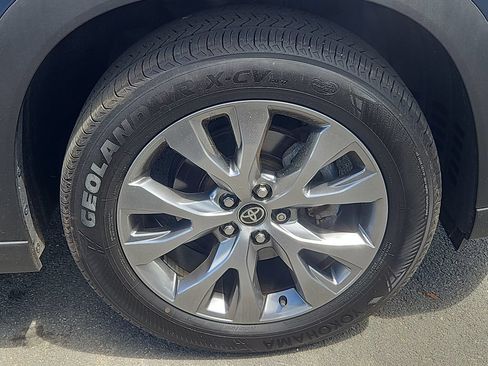 Used 2024 Toyota Grand Highlander AWD image 10