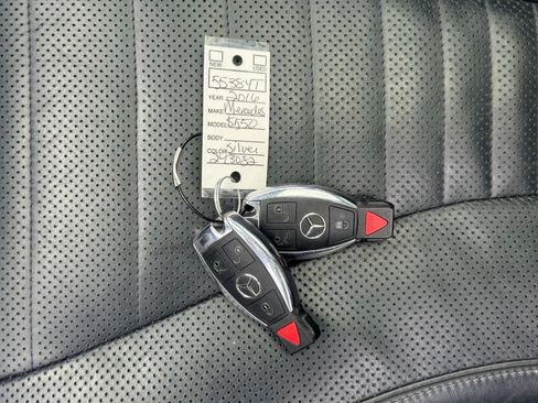 Used 2016 Mercedes-Benz S 550 4MATIC Sedan image 61