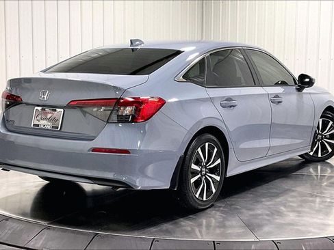 Used 2023 Honda Civic EX image 12