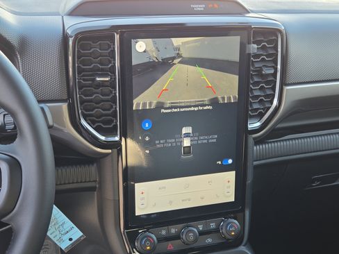 New 2025 Ford Ranger XLT w/ Equipment Group 301A High image 29