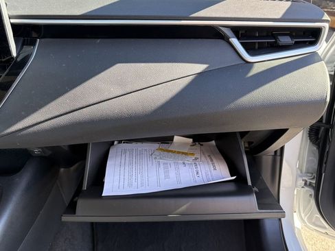 Used 2023 Toyota Corolla LE image 33