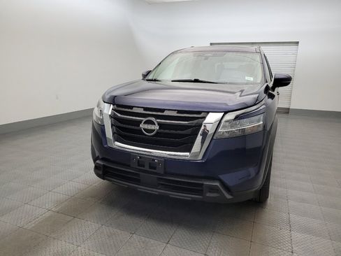 Used 2022 Nissan Pathfinder SV AWD/4WD image 15