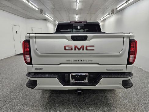 Used 2022 GMC Sierra 1500 Elevation w/ Elevation Premium Package image 5