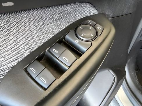 Used 2023 Chevrolet TrailBlazer LT image 18