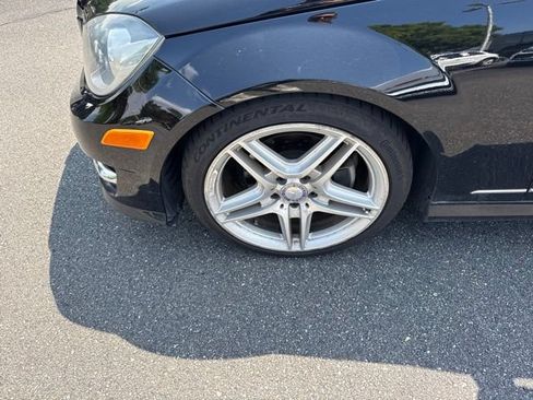 Used 2012 Mercedes-Benz C 300 4MATIC Sedan image 4