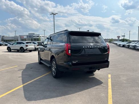 Certified 2025 Ford Expedition Max Active AWD/4WD image 9