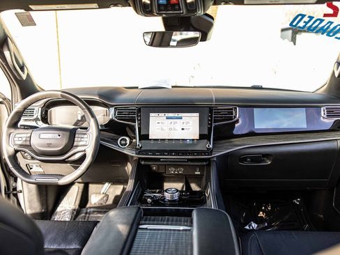 Used 2022 Jeep Wagoneer Series II w/ Premium Group I image 36