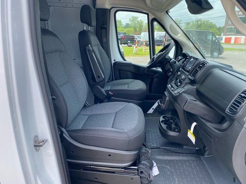 New 2025 RAM ProMaster 2500 image 13
