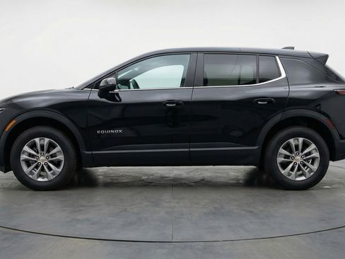 Used 2025 Chevrolet Equinox LT FWD image 5