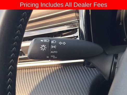 Used 2025 Toyota Camry SE w/ Convenience Package FWD image 25