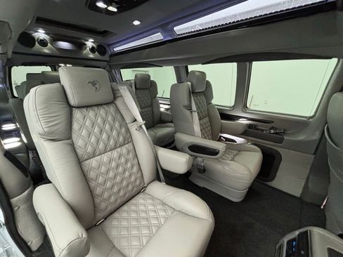 New 2025 GMC Savana 2500 Extended w/ Driver Convenience Package image 27