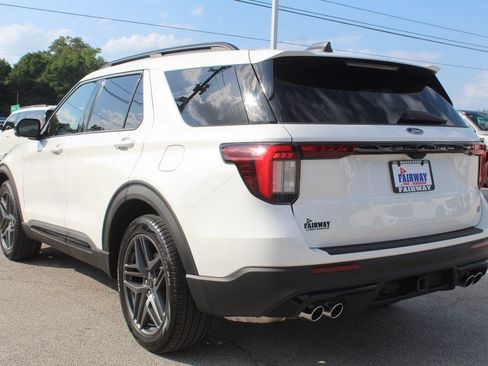New 2026 Ford Explorer ST AWD/4WD image 8