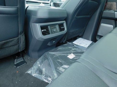 New 2026 Ford F250 Lariat w/ Lariat Ultimate Package image 23