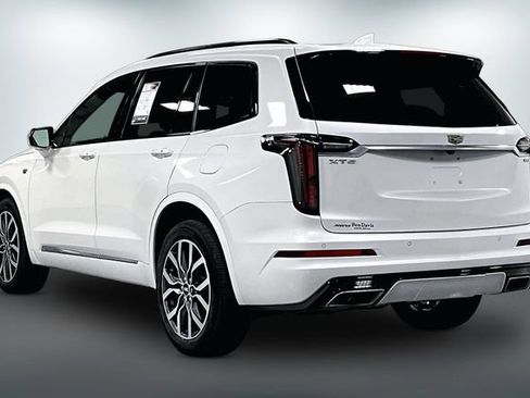Used 2023 Cadillac XT6 Sport AWD/4WD image 6