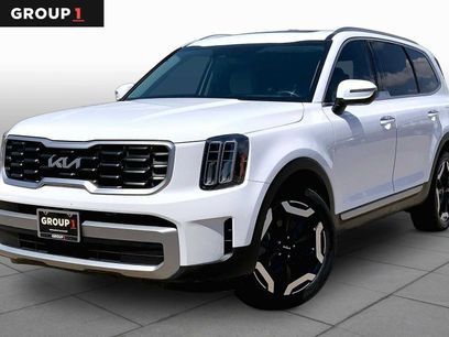 Certified 2023 Kia Telluride S w/ S Sunroof Package