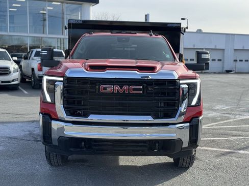 New 2026 GMC Sierra 3500 Pro w/ Convenience Package image 9
