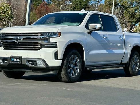 Used 2019 Chevrolet Silverado 1500 High Country w/ Technology Package image 8