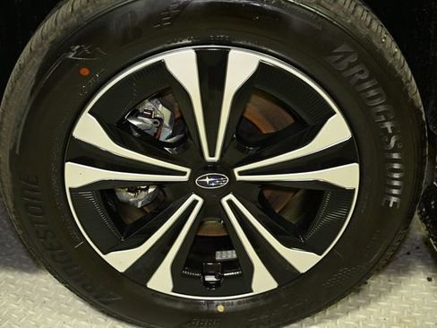 Used 2025 Subaru Solterra Premium w/ Premium Package image 19