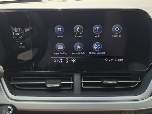 Used 2025 Chevrolet Trax LS image 14