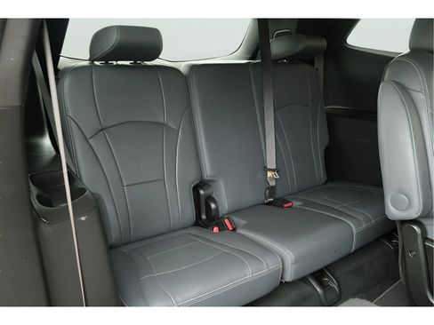 Used 2024 Buick Enclave Premium AWD/4WD image 11