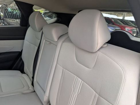 Used 2025 Hyundai Tucson SEL image 27