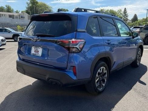 Used 2026 Subaru Forester Premium AWD/4WD image 3