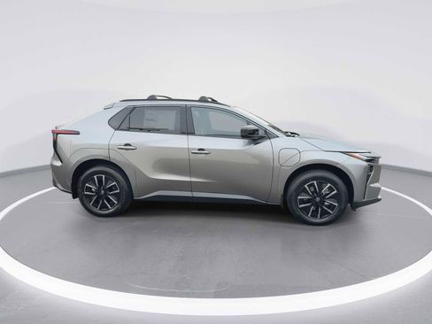 New 2026 Toyota bZ XLE Plus image 9
