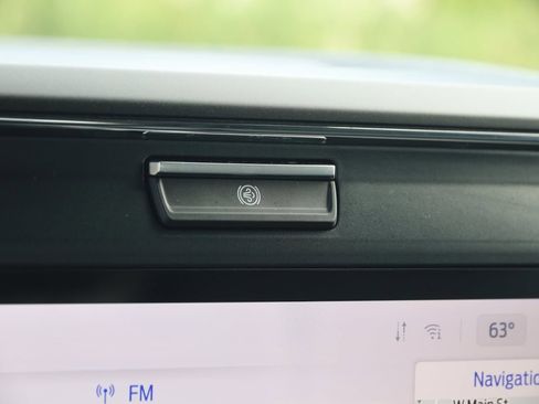 Used 2025 Ford F450 Lariat image 31