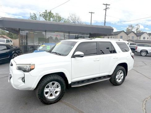 Used 2015 Toyota 4Runner SR5 Premium AWD/4WD image 2
